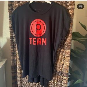 Team cuff sleeve tank